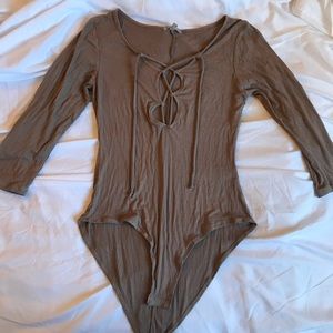 NEW WITH TAGS! Comfy lace up bodysuit✨